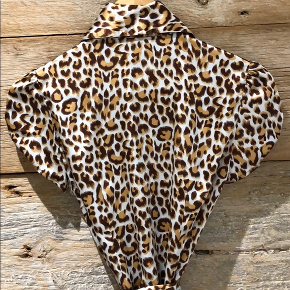 🥳HP🎉EUC BCBG MAXAZRIA Blouse - Picture 6 of 6